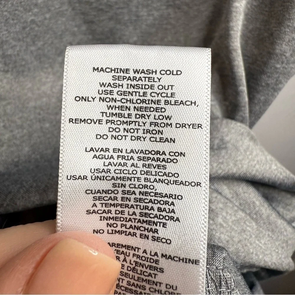 Nike Gray New England Patriots Tee Size XL, GUC - see pictures for wear on logo